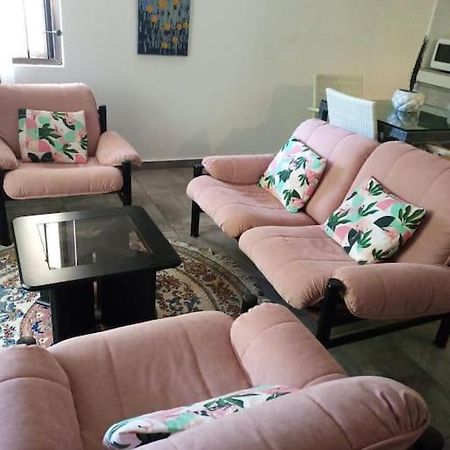 1 Bedroom Apartment In Pereybere With Private Balcony Pereybere Beach Exteriör bild